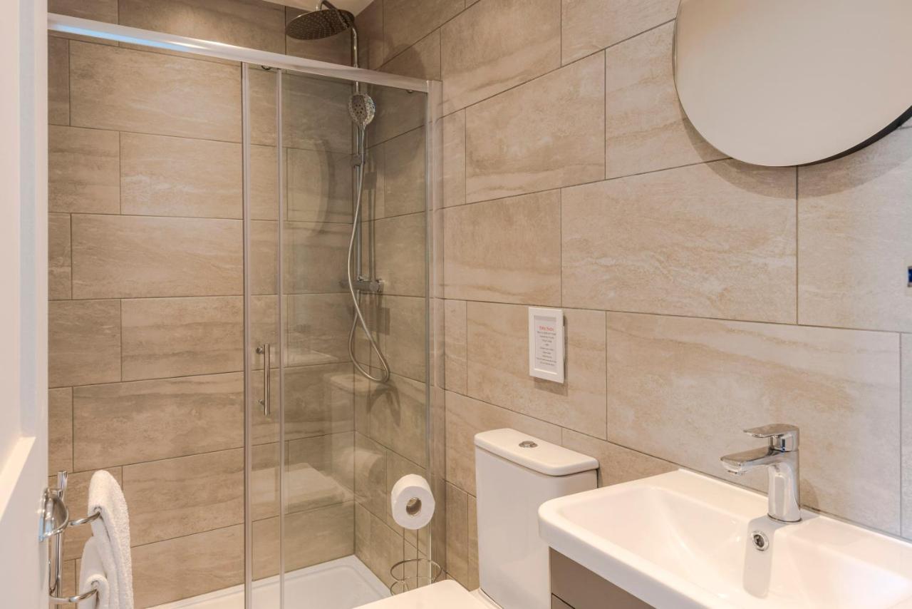 4 Berkeley Square I Your Apartment Bristol Exteriör bild